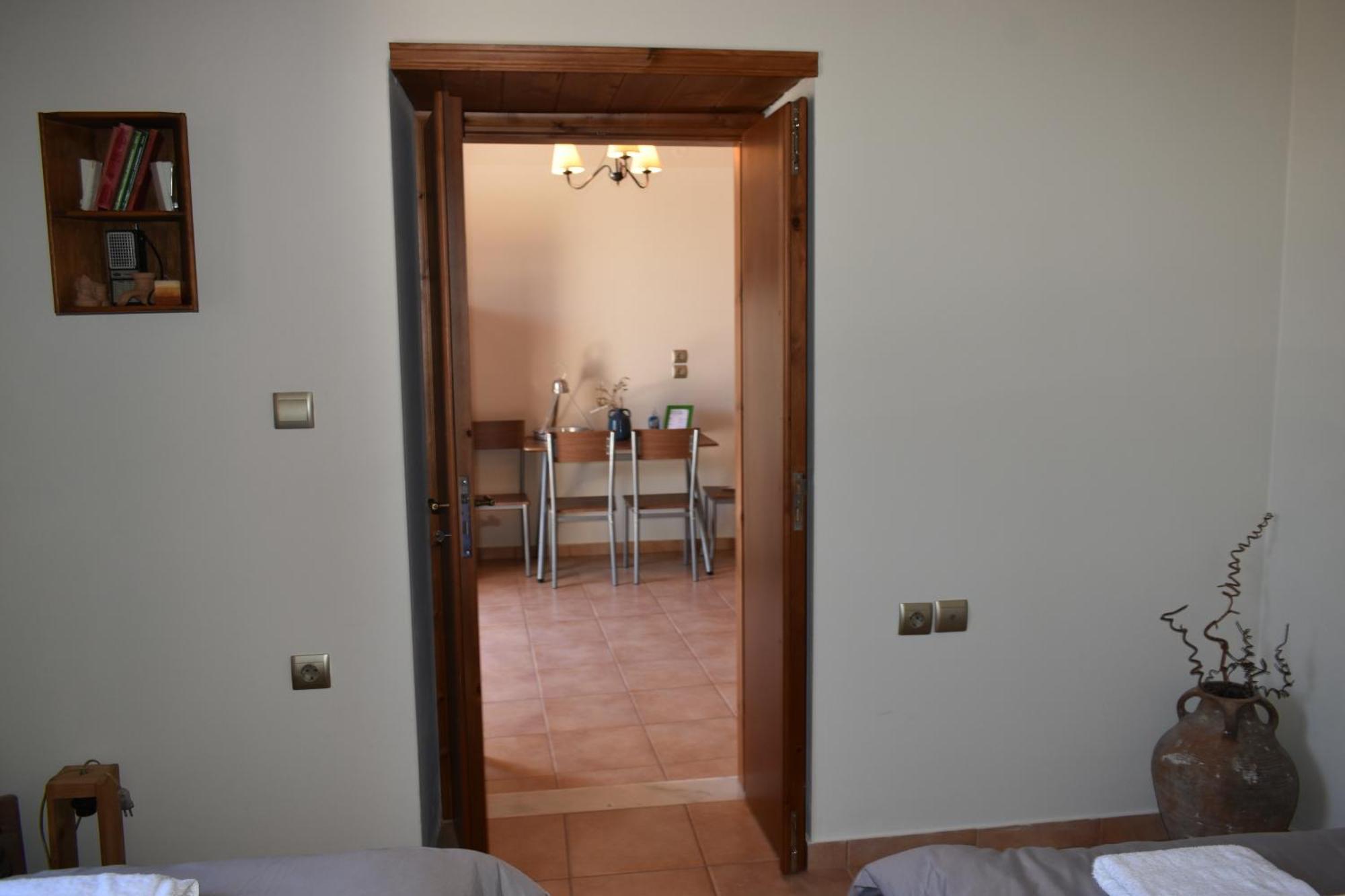 Lithos House Villa