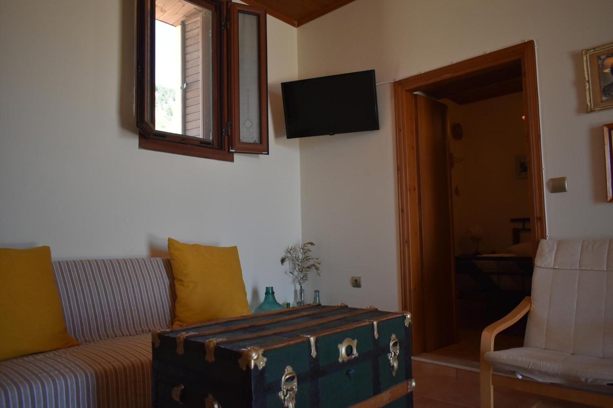 Lithos House *
