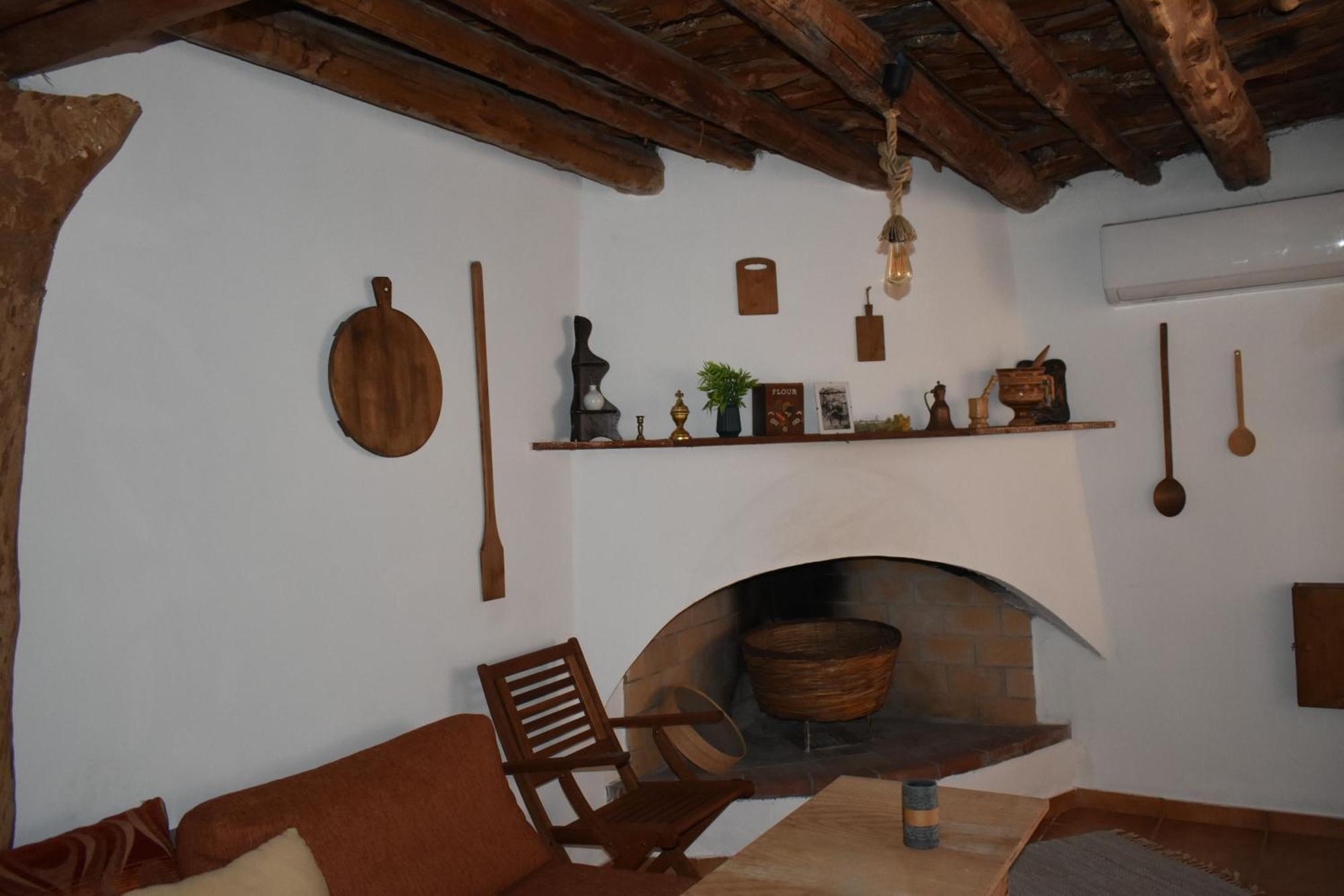 Lithos House Monolithos (Rhodes)
